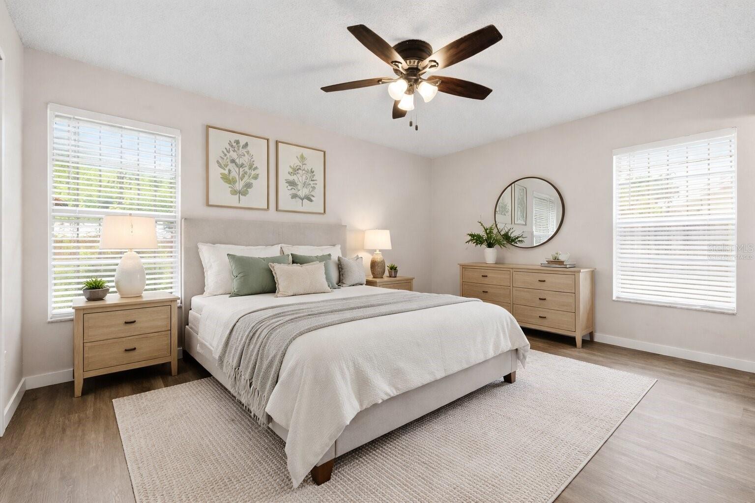 8522 CALADESI ISLAND DR, TEMPLE TERRACE, FL, 33637