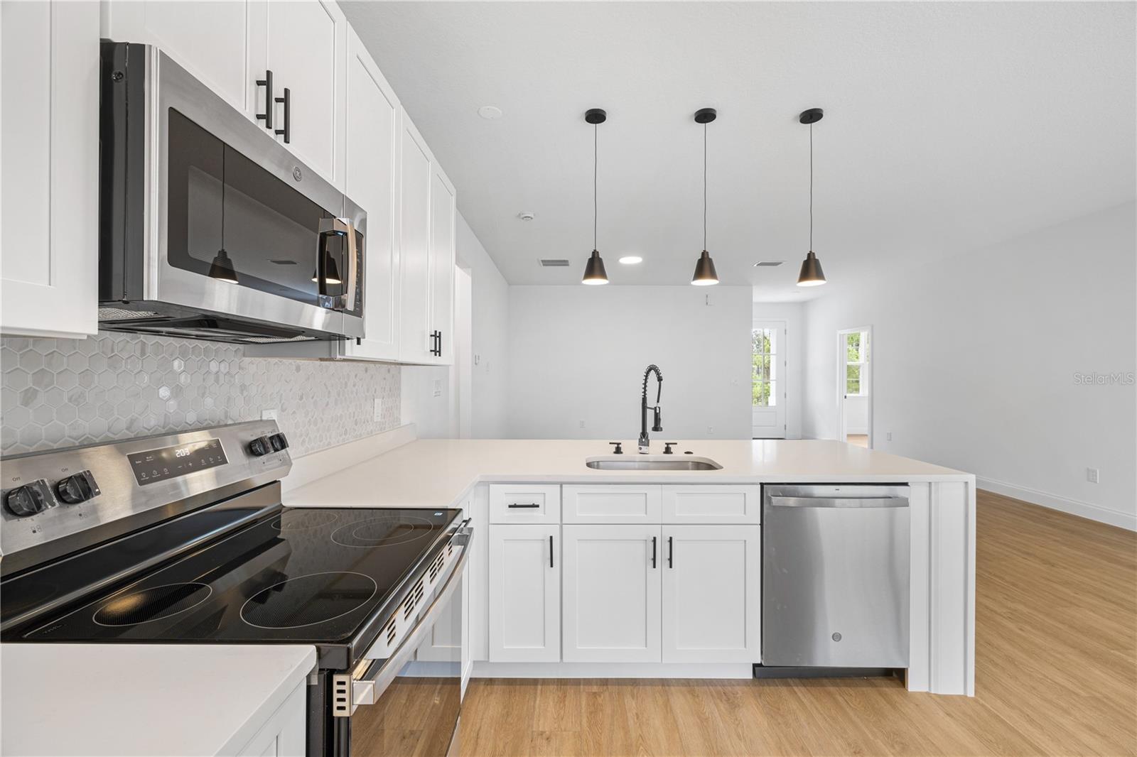 2421 W LANDMARK DR, CITRUS SPRINGS, FL, 34434