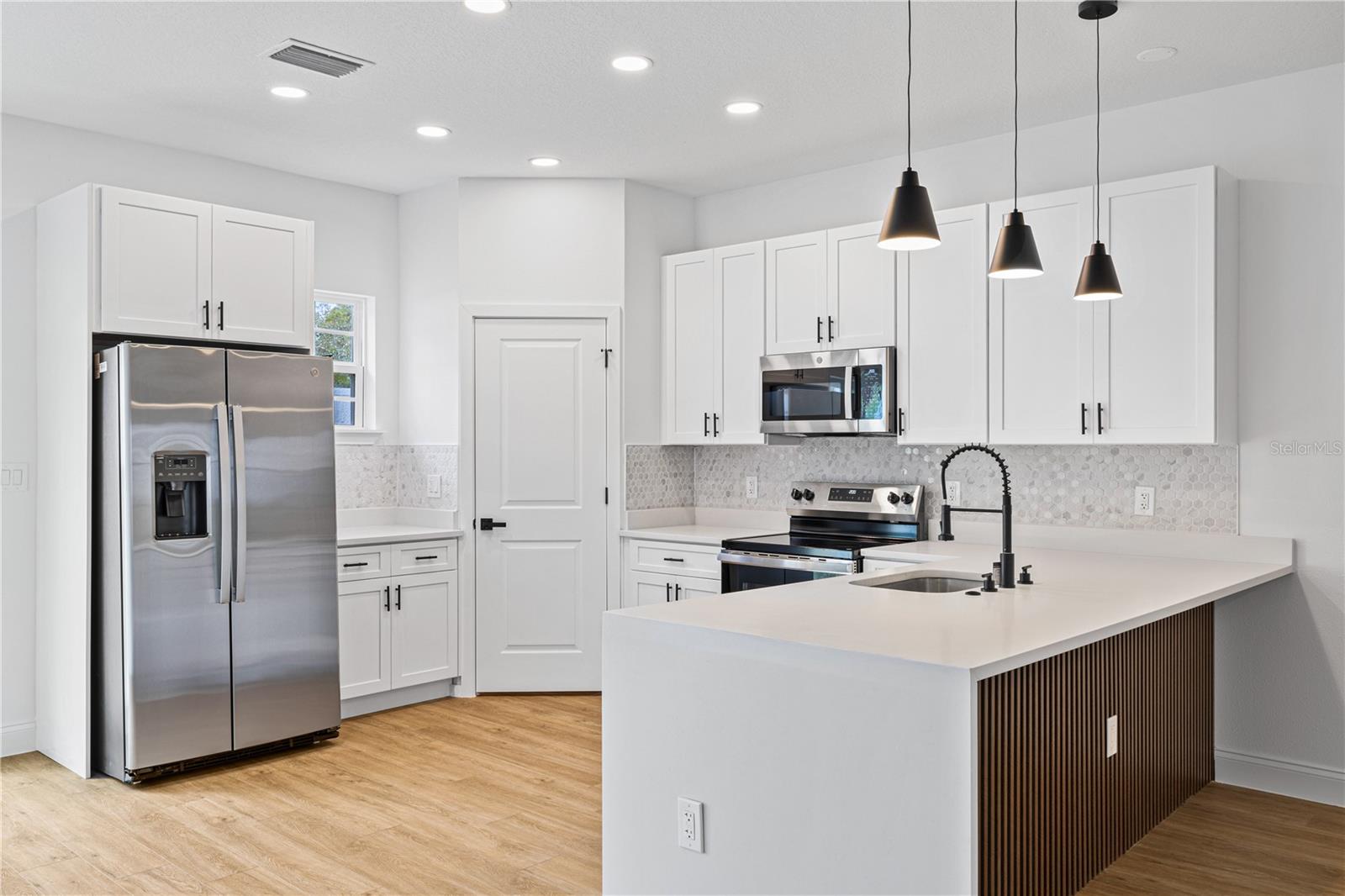 2421 W LANDMARK DR, CITRUS SPRINGS, FL, 34434