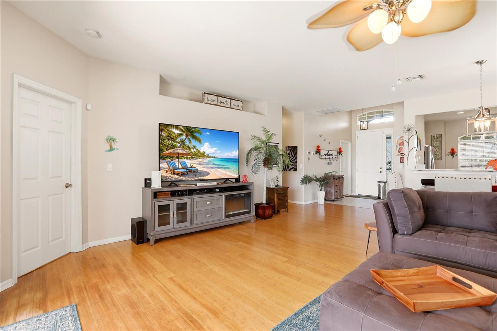 11198 LAKELAND CIR, FORT MYERS, FL, 33913