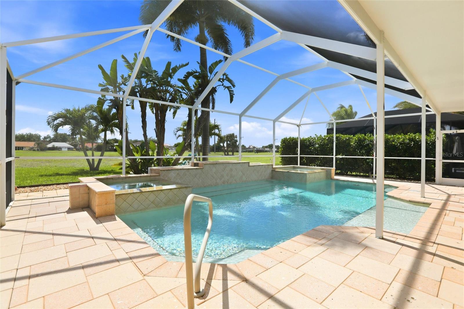 11198 LAKELAND CIR, FORT MYERS, FL, 33913