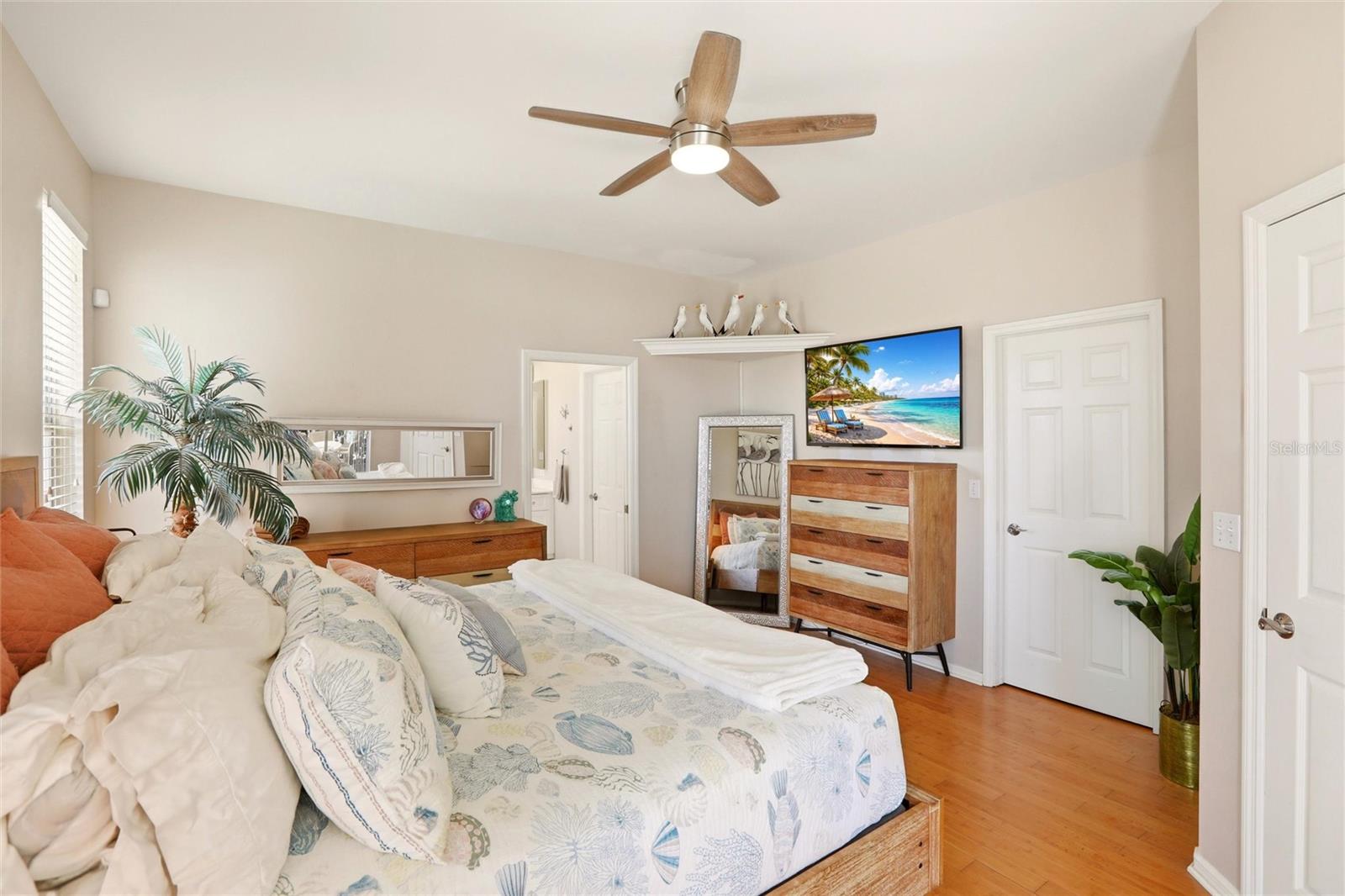 11198 LAKELAND CIR, FORT MYERS, FL, 33913