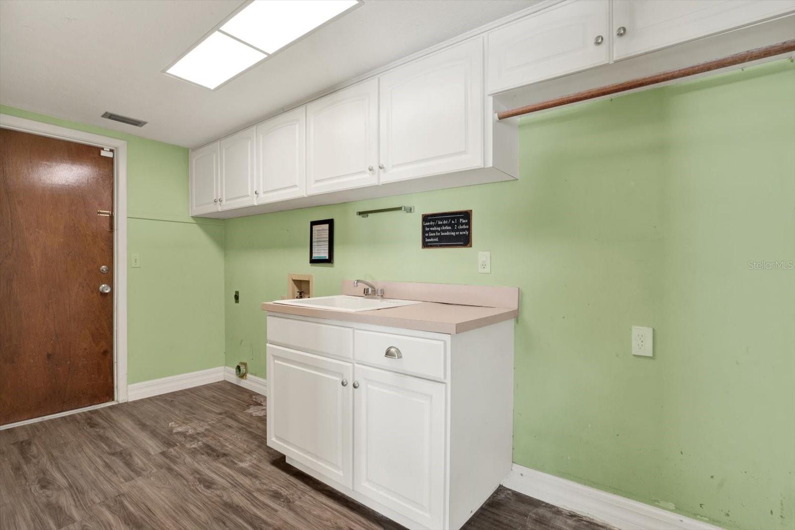 12206 SNEAD PL, TAMPA, FL, 33624