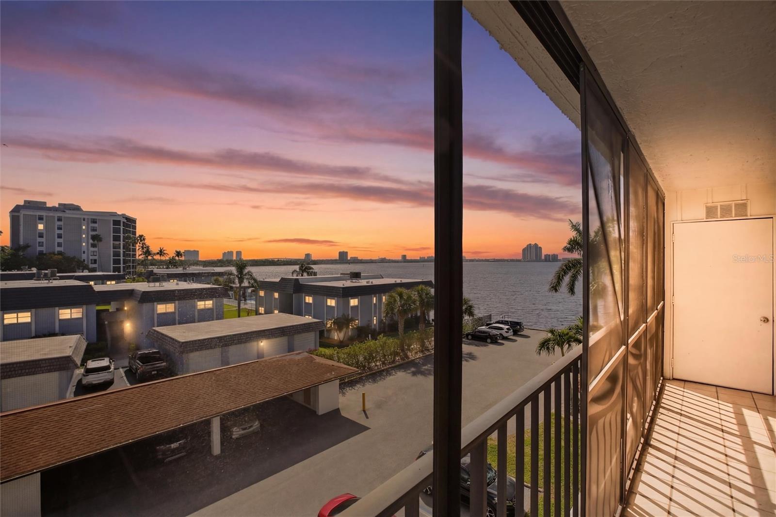 3460 N KEY DR #407, NORTH FORT MYERS, FL, 33903