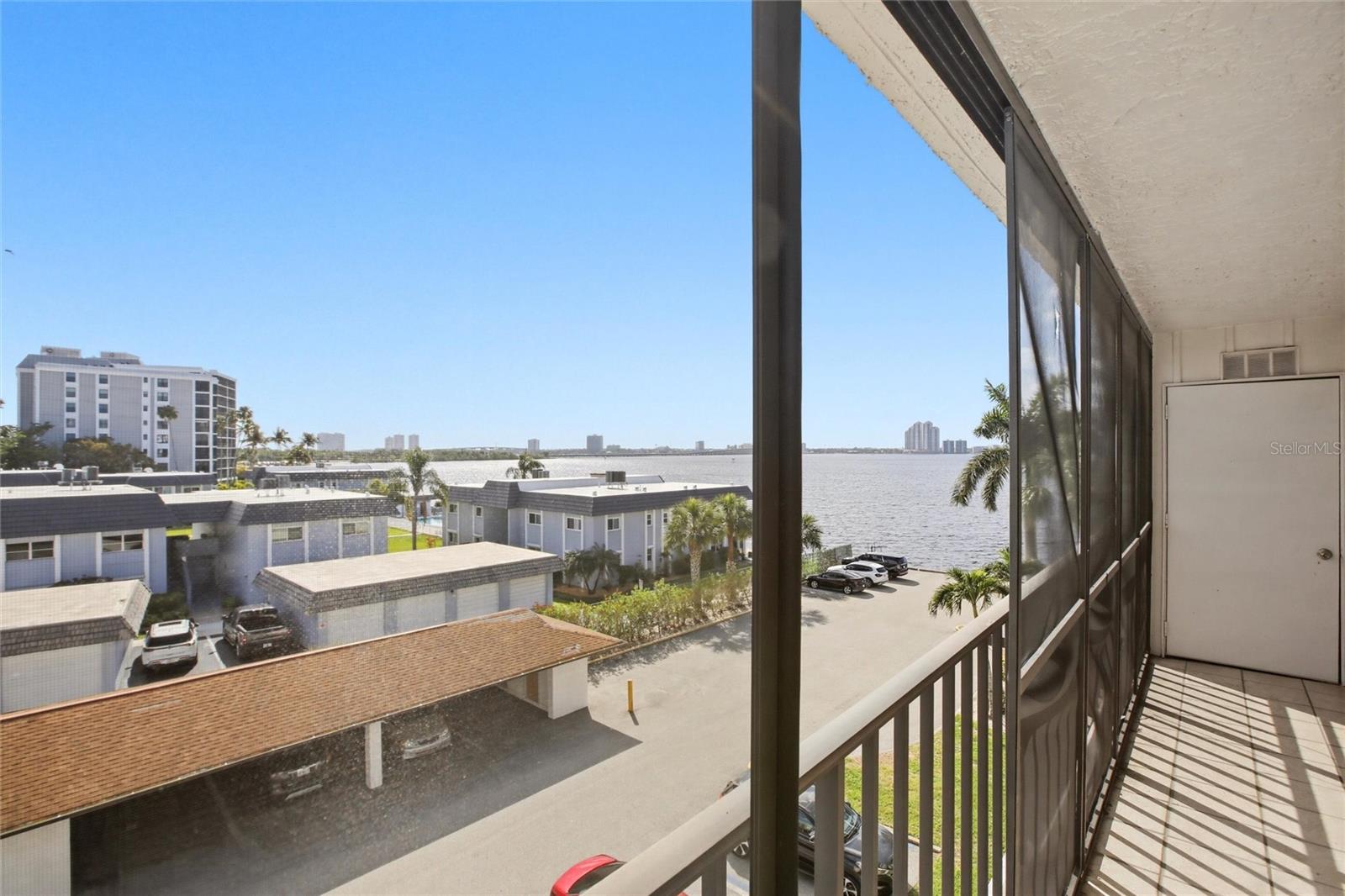 3460 N KEY DR #407, NORTH FORT MYERS, FL, 33903