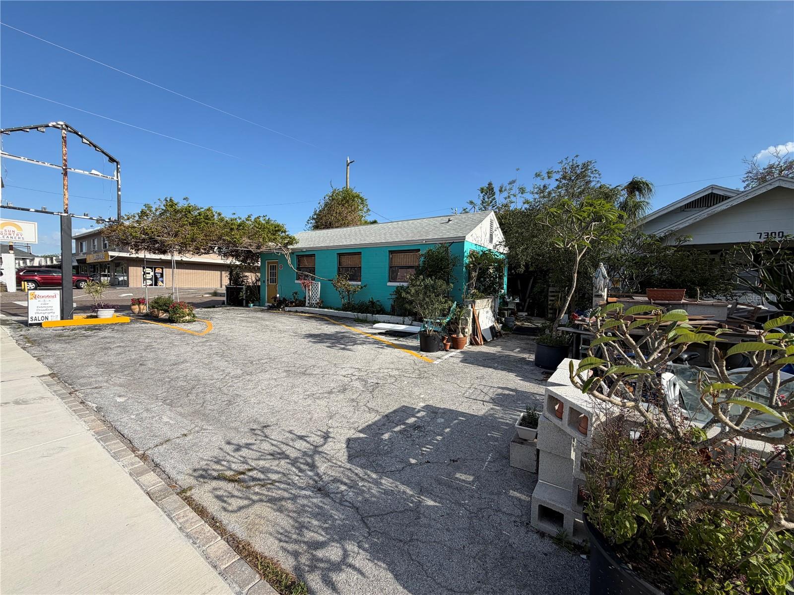 7300 CENTRAL AVE, ST PETERSBURG, FL, 33707