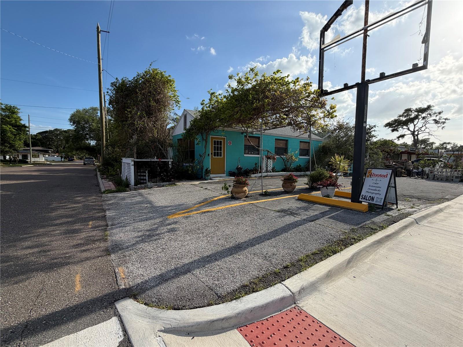 7300 CENTRAL AVE, ST PETERSBURG, FL, 33707