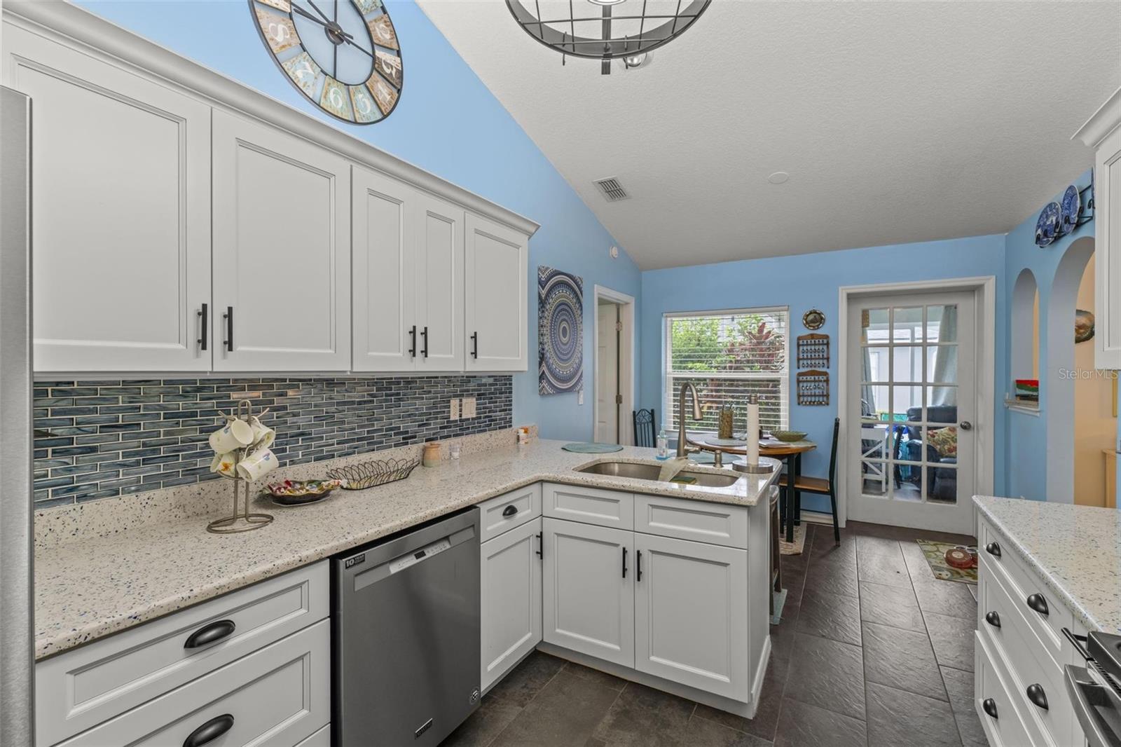 11218 FOUNTAIN LAKE BLVD, LEESBURG, FL, 34788