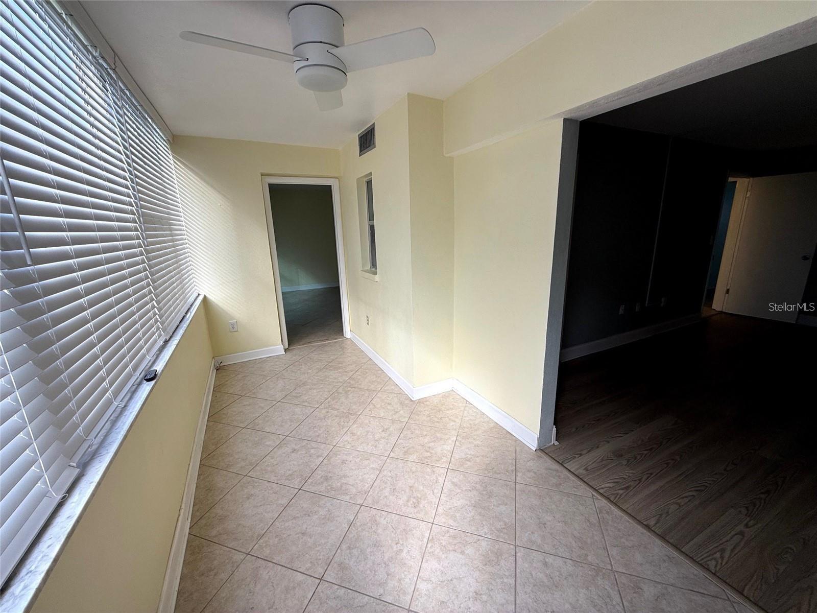 4775 COVE CIR #202, ST PETERSBURG, FL, 33708