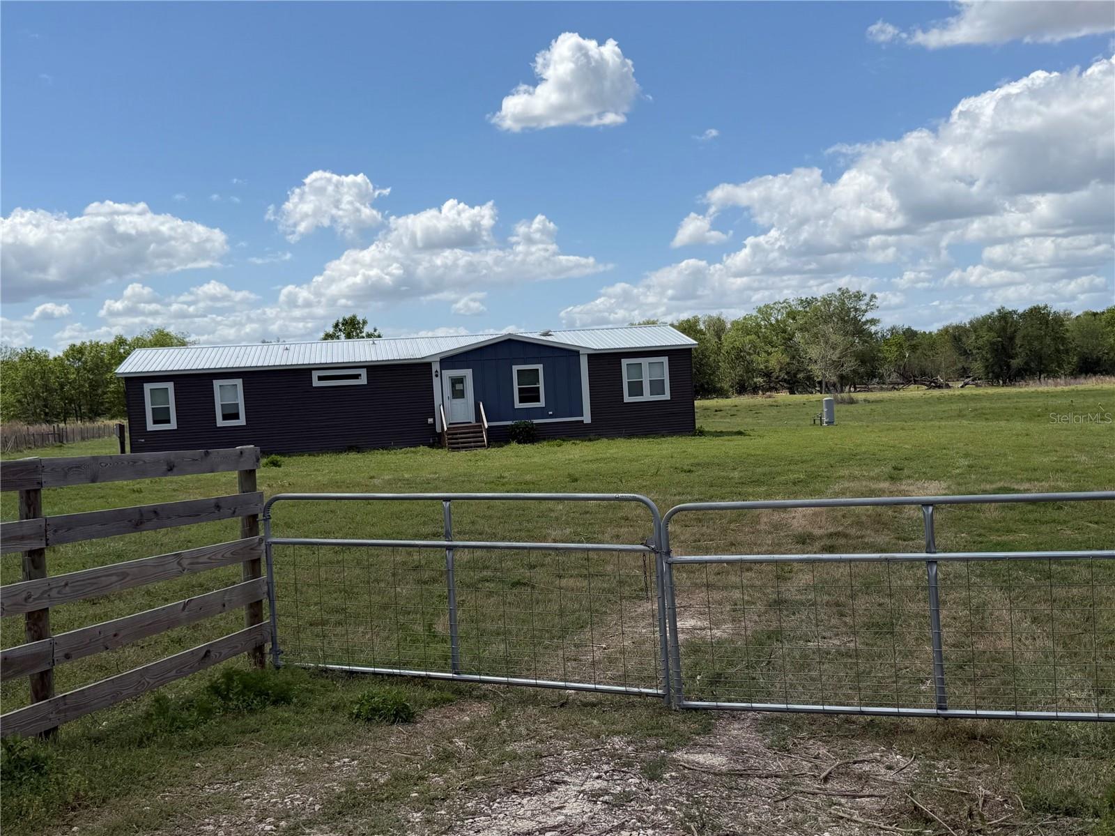 6895 139TH DR, LIVE OAK, FL, 32060