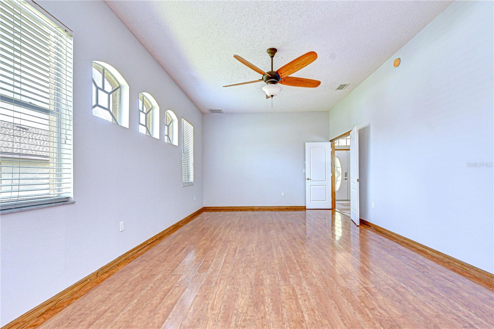 6213 PARKWAY BLVD, LAND O LAKES, FL, 34639