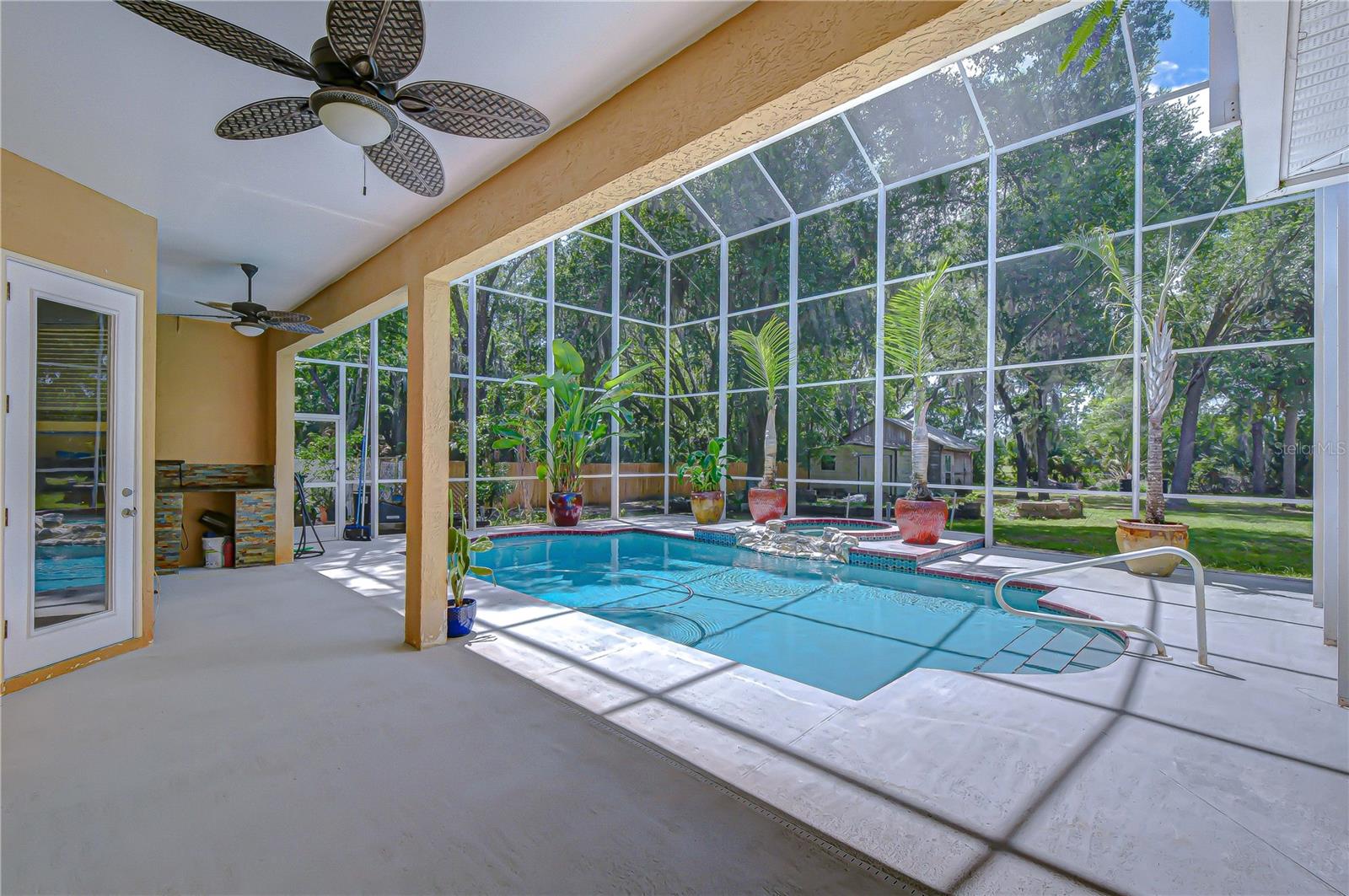 6213 PARKWAY BLVD, LAND O LAKES, FL, 34639