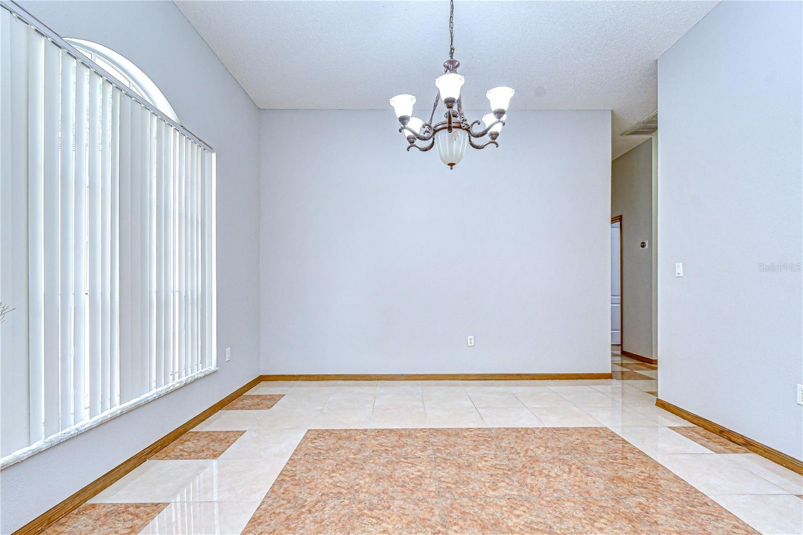 6213 PARKWAY BLVD, LAND O LAKES, FL, 34639