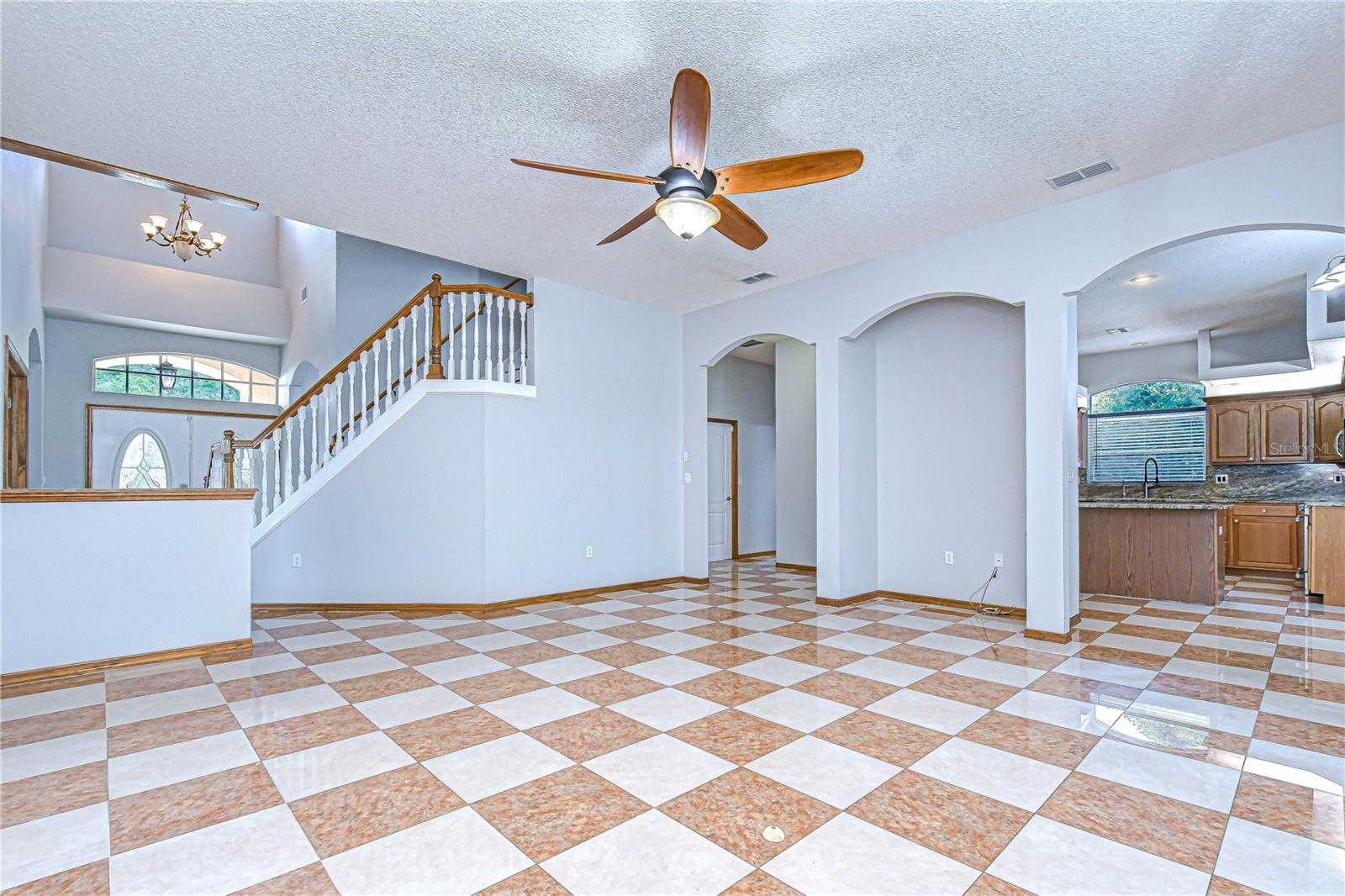 6213 PARKWAY BLVD, LAND O LAKES, FL, 34639