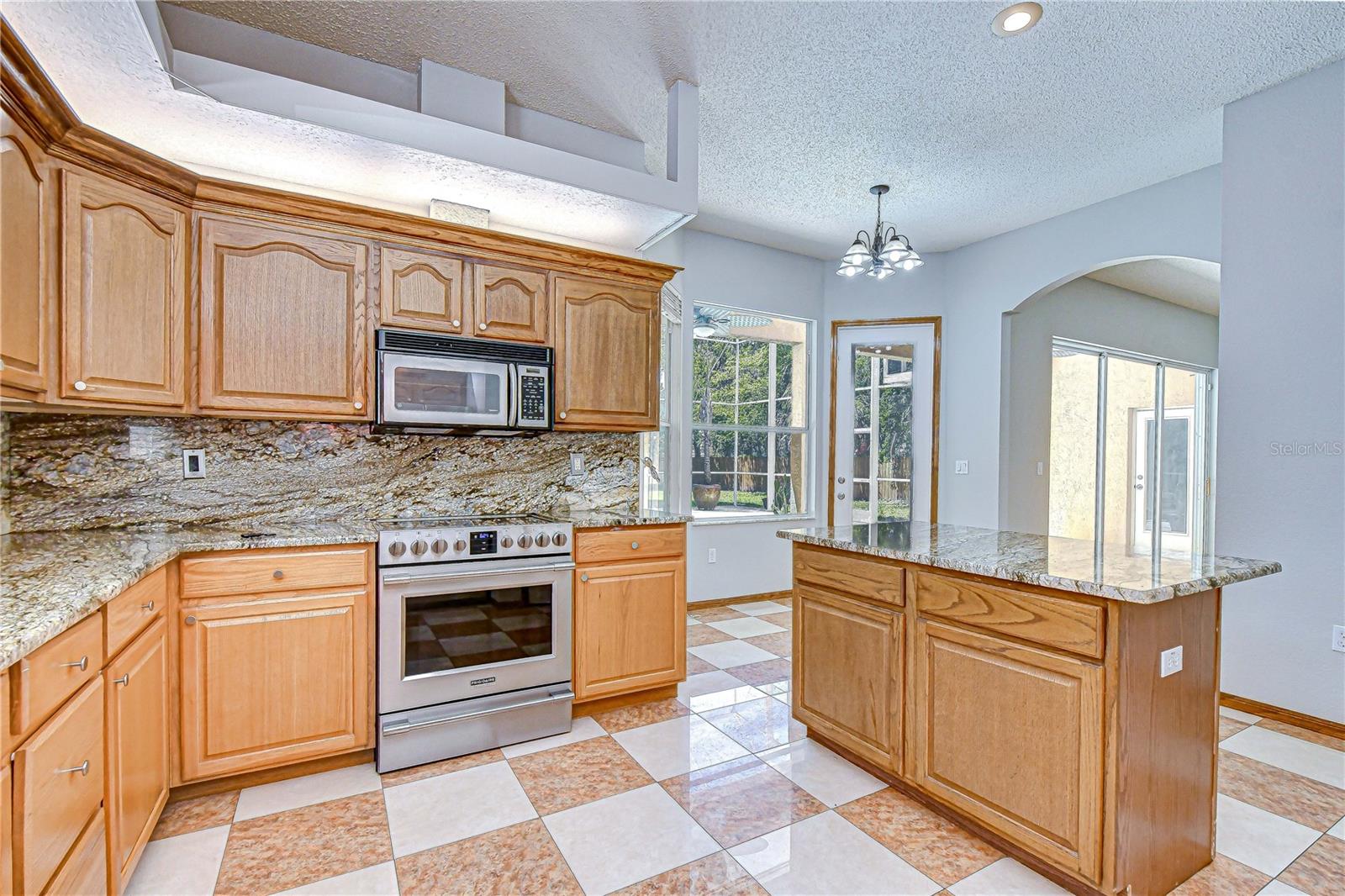 6213 PARKWAY BLVD, LAND O LAKES, FL, 34639