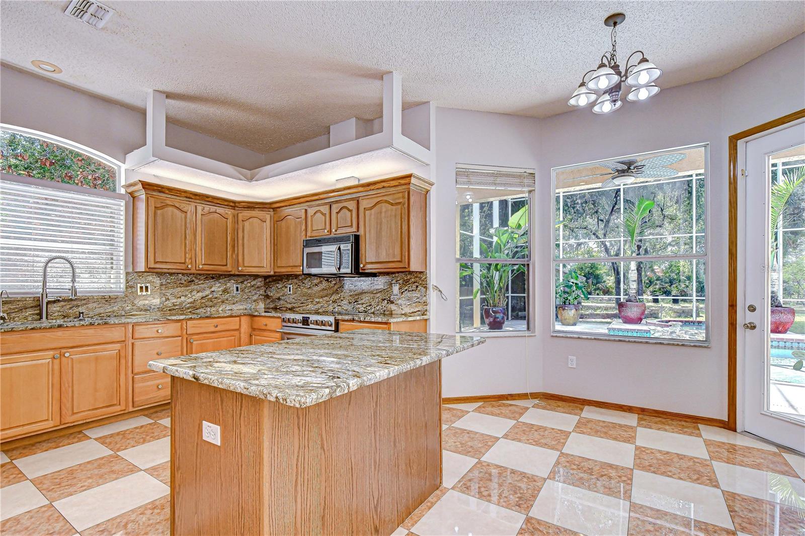 6213 PARKWAY BLVD, LAND O LAKES, FL, 34639