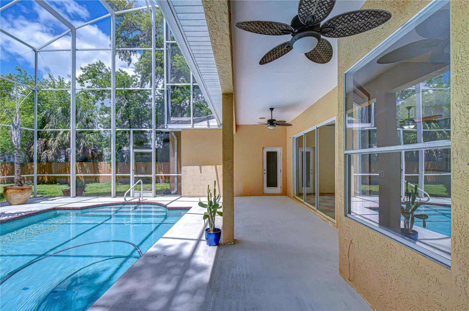 6213 PARKWAY BLVD, LAND O LAKES, FL, 34639