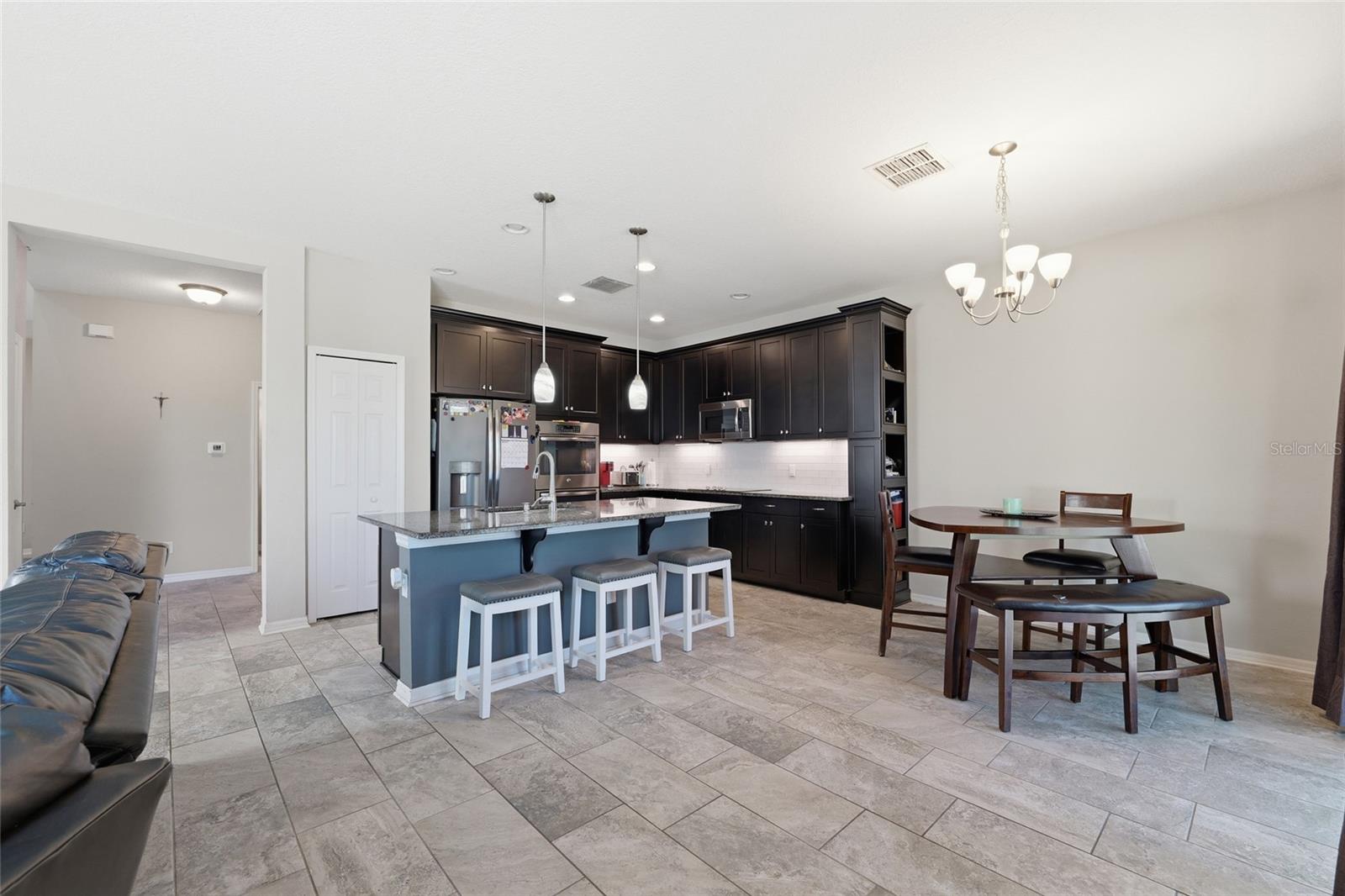 19720 LONG LAKE RANCH BLVD, LUTZ, FL, 33558