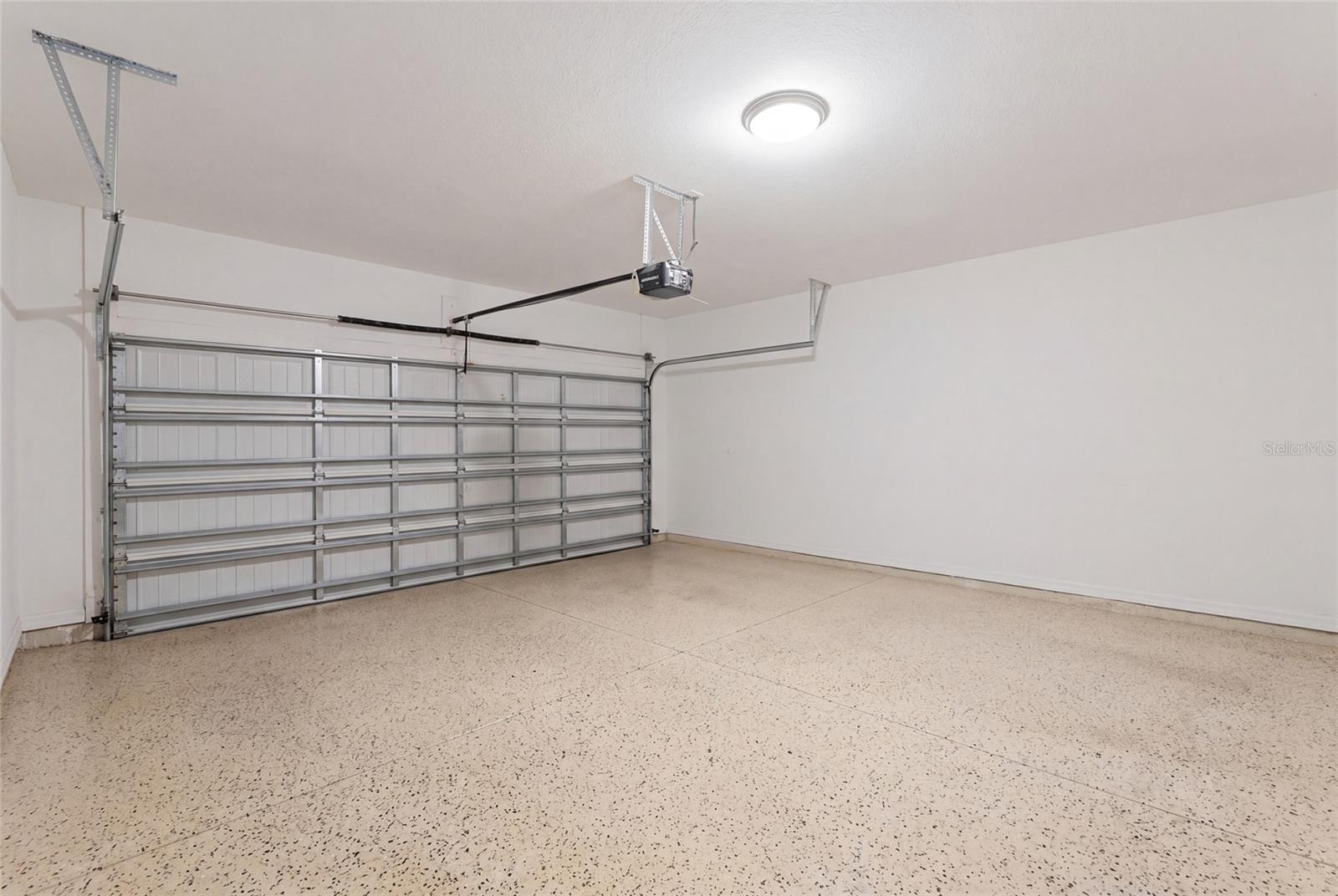 19720 LONG LAKE RANCH BLVD, LUTZ, FL, 33558