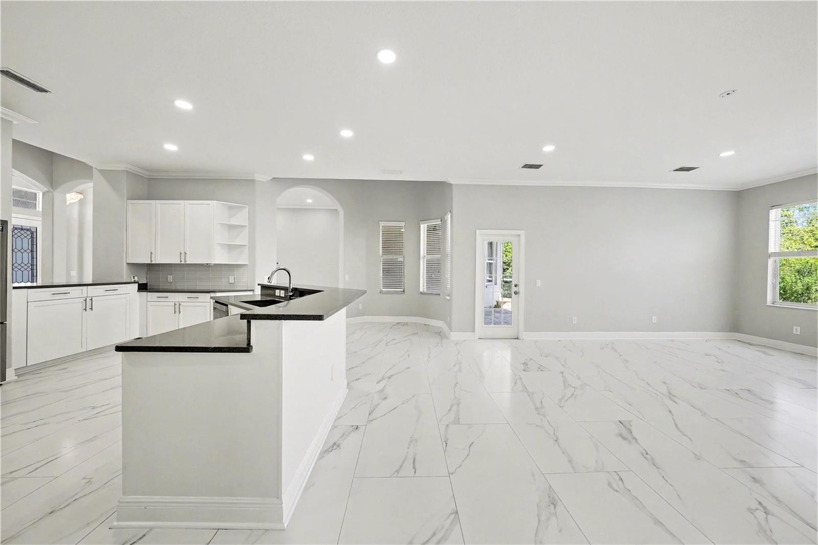 6218 BRIDLEFORD DR, WESLEY CHAPEL, FL, 33545