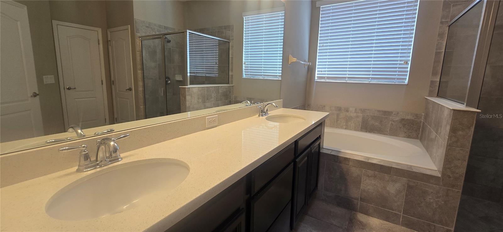 7564 BISHOP SQUARE DR, WINTER GARDEN, FL, 34787