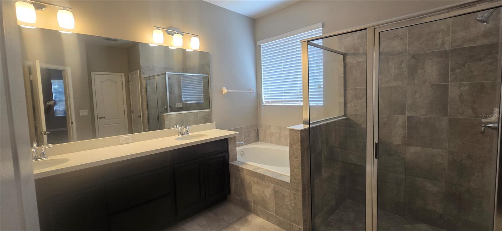 7564 BISHOP SQUARE DR, WINTER GARDEN, FL, 34787