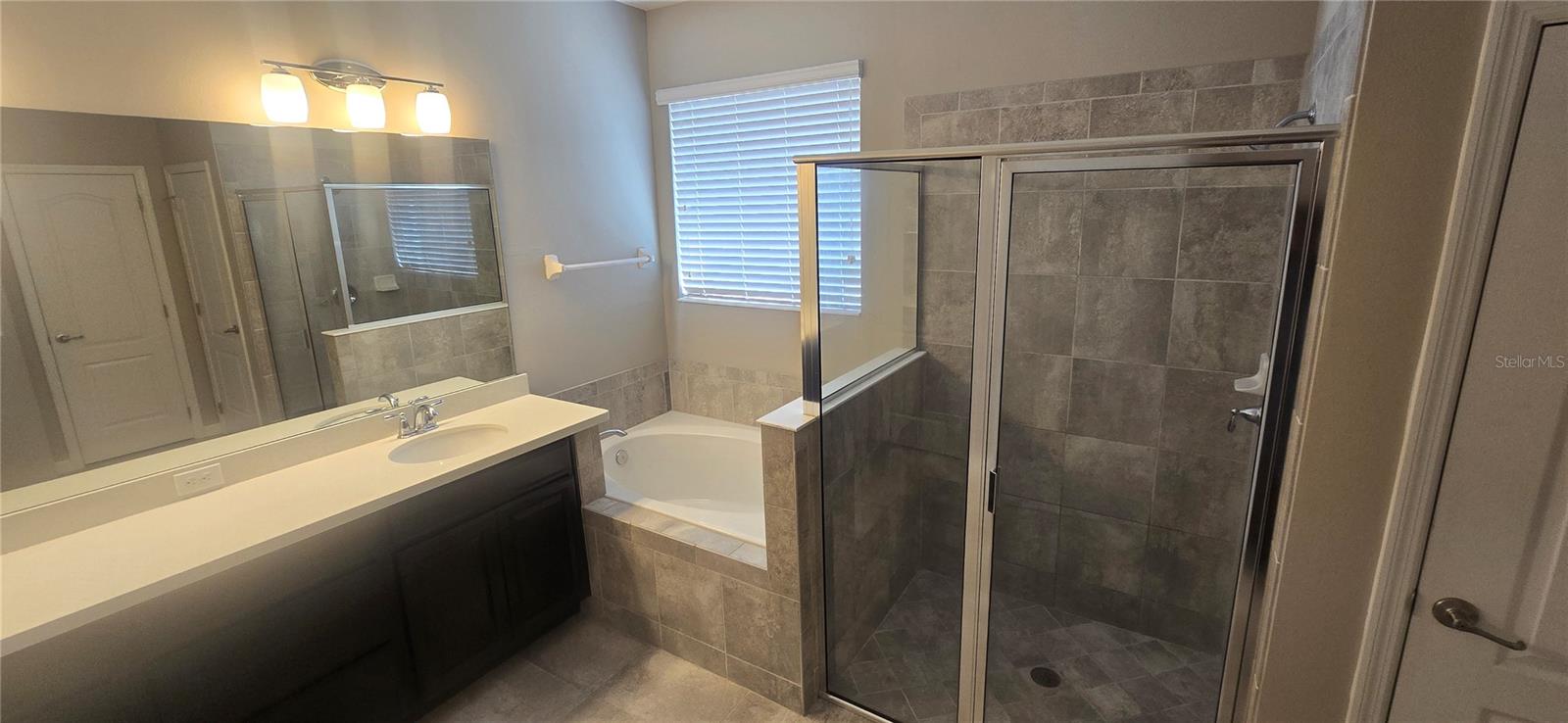 7564 BISHOP SQUARE DR, WINTER GARDEN, FL, 34787