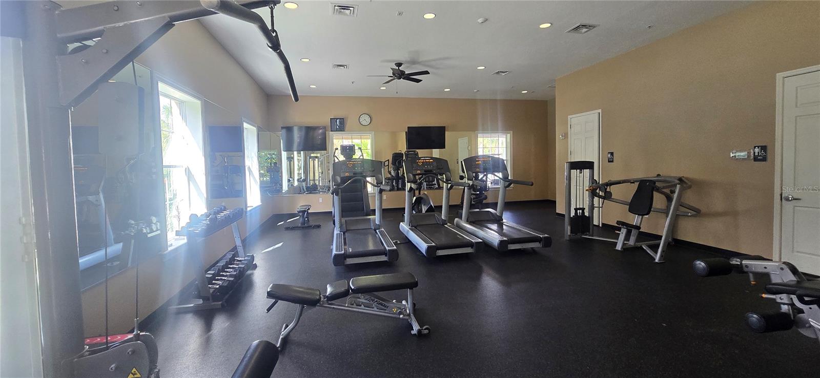 7564 BISHOP SQUARE DR, WINTER GARDEN, FL, 34787