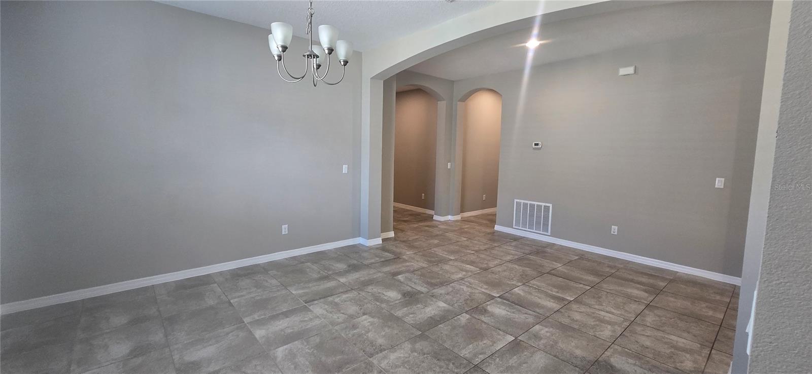 7564 BISHOP SQUARE DR, WINTER GARDEN, FL, 34787