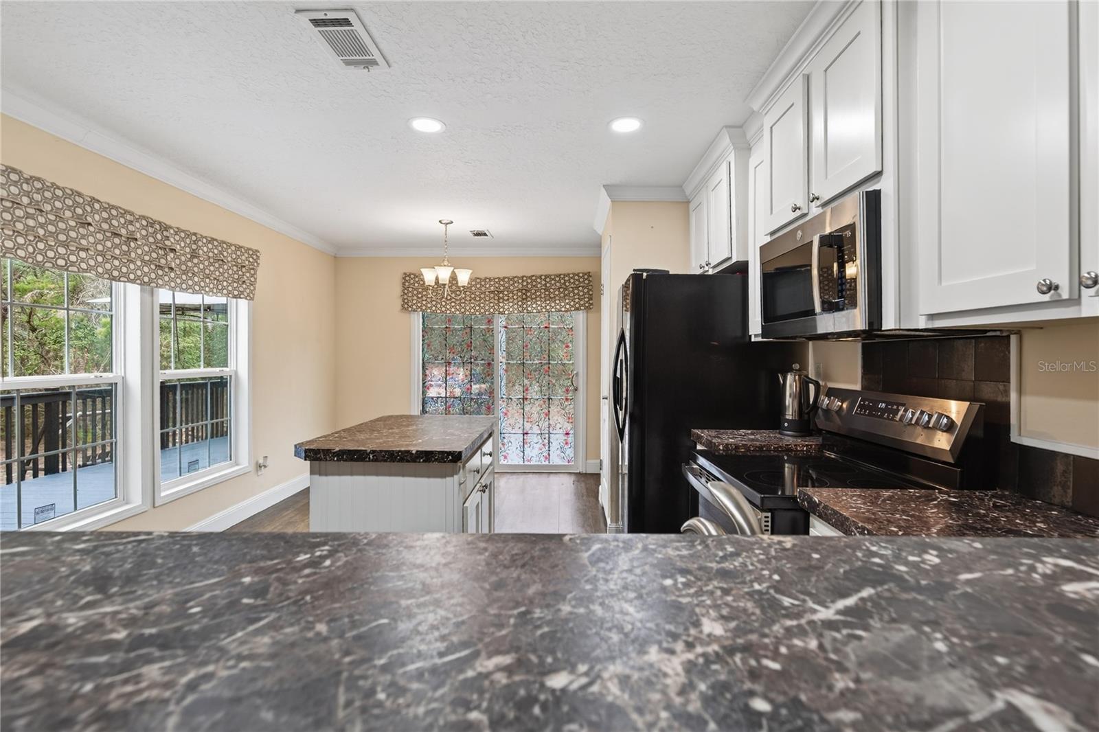 117 STODDARD RD, CRESCENT CITY, FL, 32112