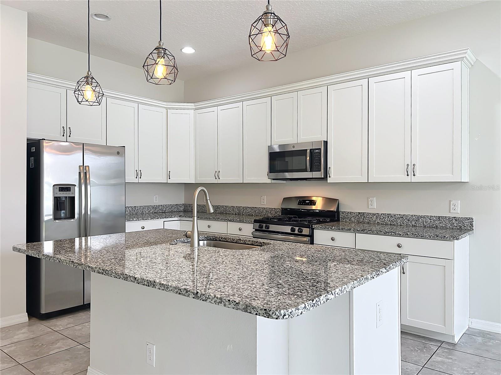 983 KARST TREE LN, APOPKA, FL, 32703