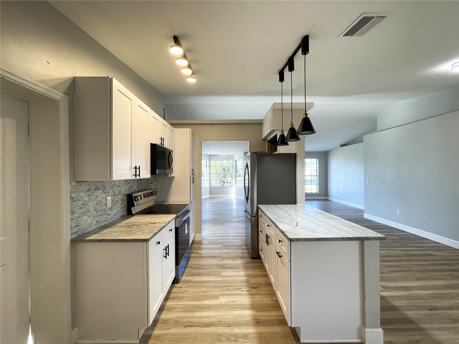 21339 MEEHAN AVE, PORT CHARLOTTE, FL, 33952