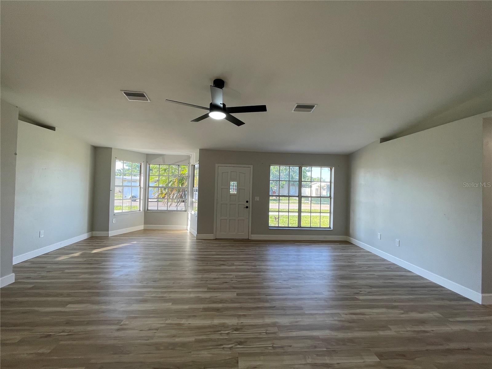 21339 MEEHAN AVE, PORT CHARLOTTE, FL, 33952