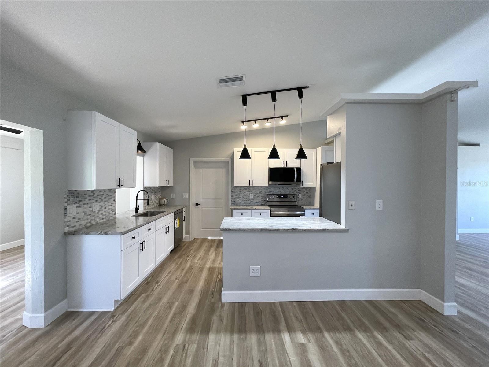 21339 MEEHAN AVE, PORT CHARLOTTE, FL, 33952