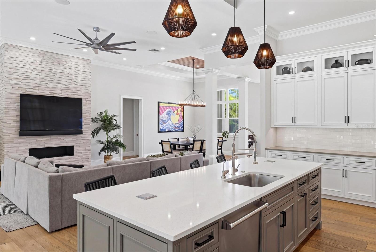 1705 WISCONSIN LN, SARASOTA, FL, 34239