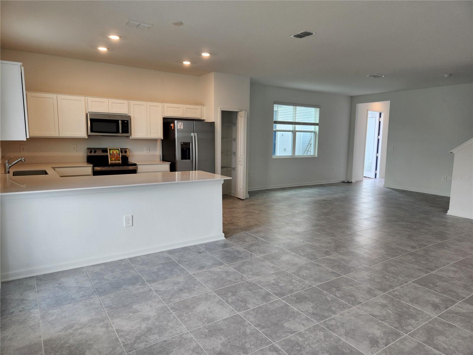 203 BOGEY DR, DAVENPORT, FL, 33896