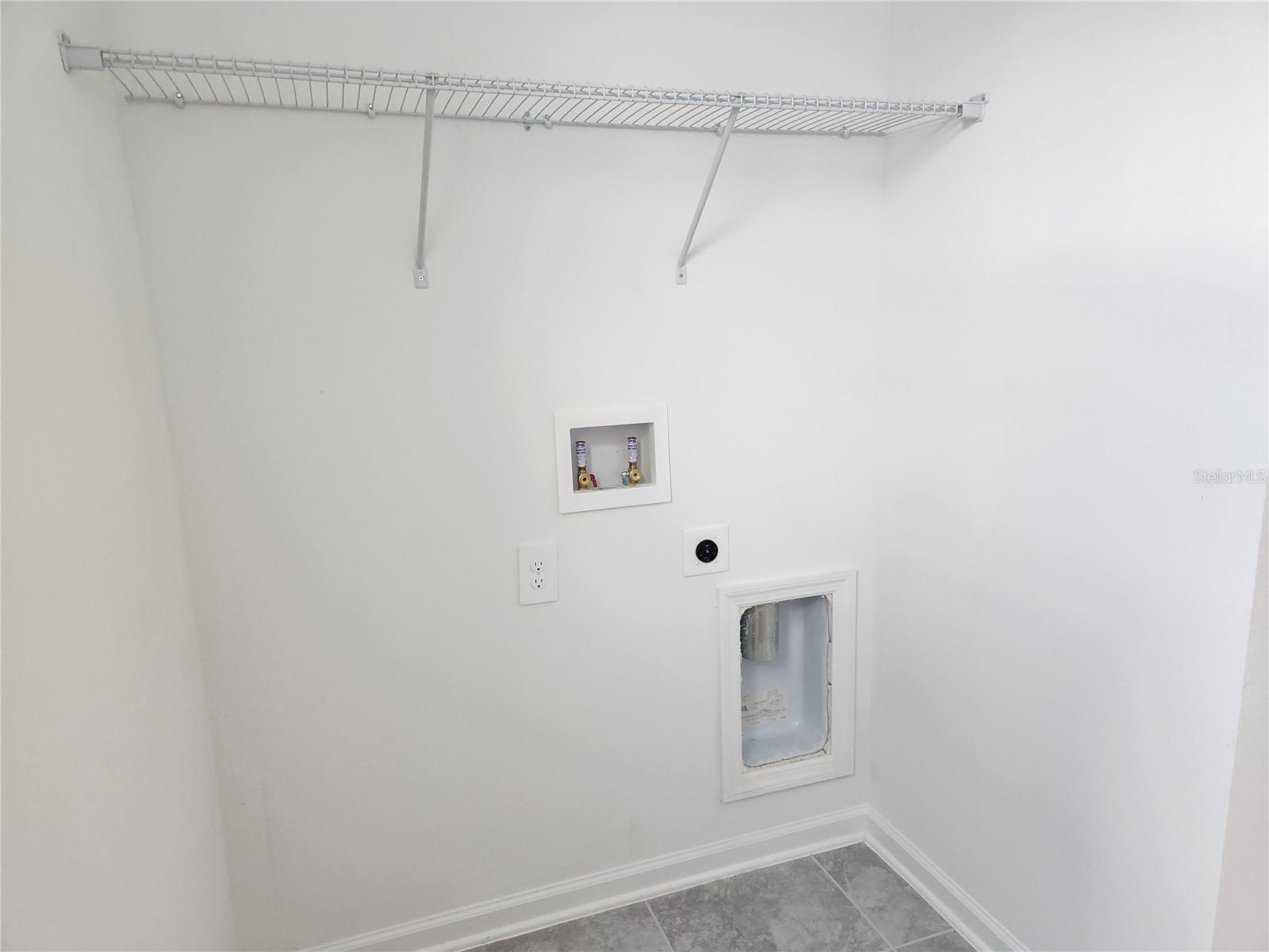 203 BOGEY DR, DAVENPORT, FL, 33896