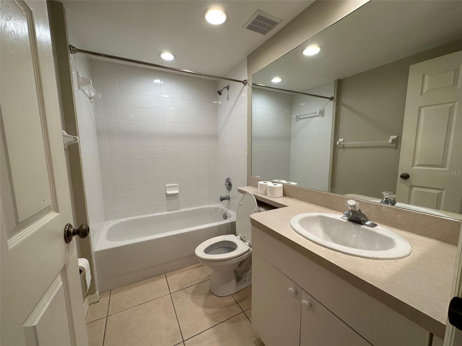 1200 COUNTRY CLUB DR #4102, LARGO, FL, 33771