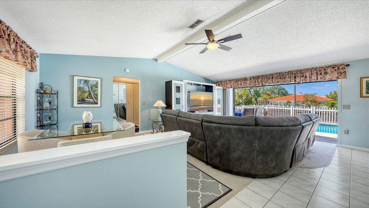 723 PORTIA ST N, NOKOMIS, FL, 34275