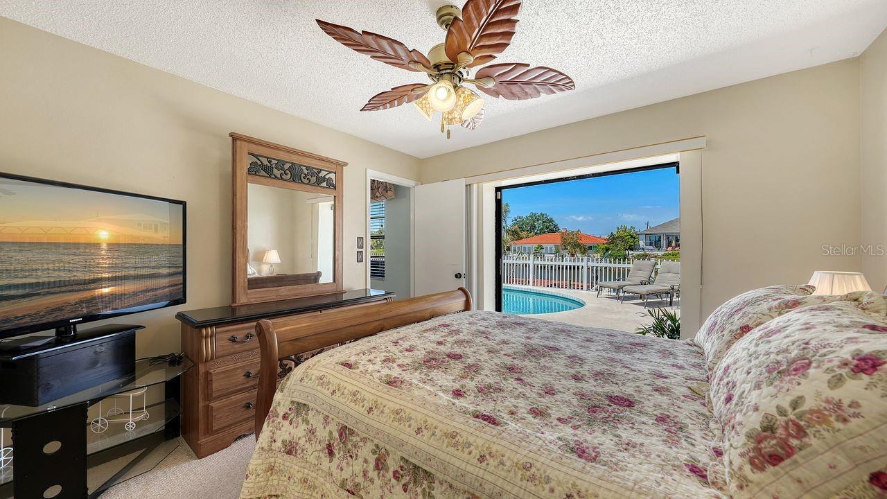 723 PORTIA ST N, NOKOMIS, FL, 34275