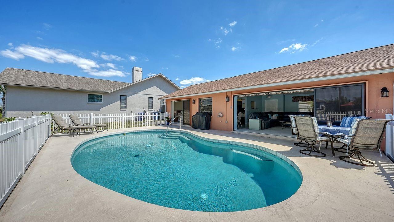 723 PORTIA ST N, NOKOMIS, FL, 34275