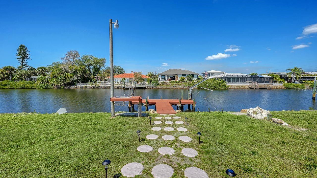 723 PORTIA ST N, NOKOMIS, FL, 34275