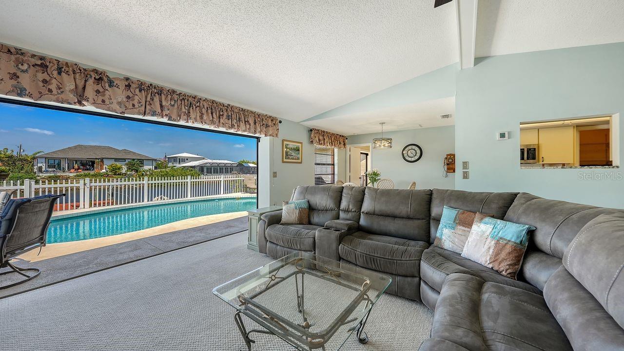 723 PORTIA ST N, NOKOMIS, FL, 34275