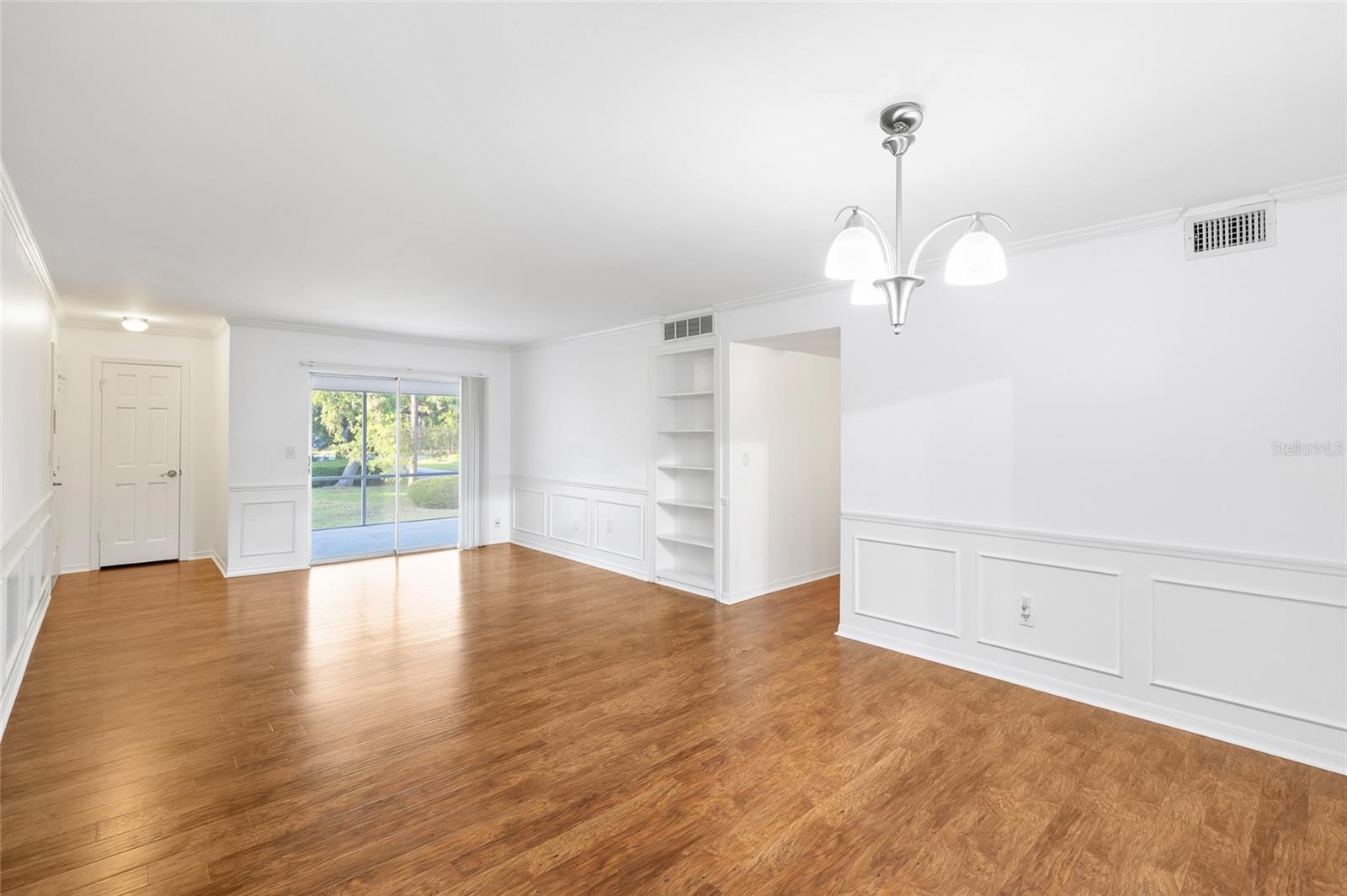 3402 LATANIA DR #321, TAMPA, FL, 33618