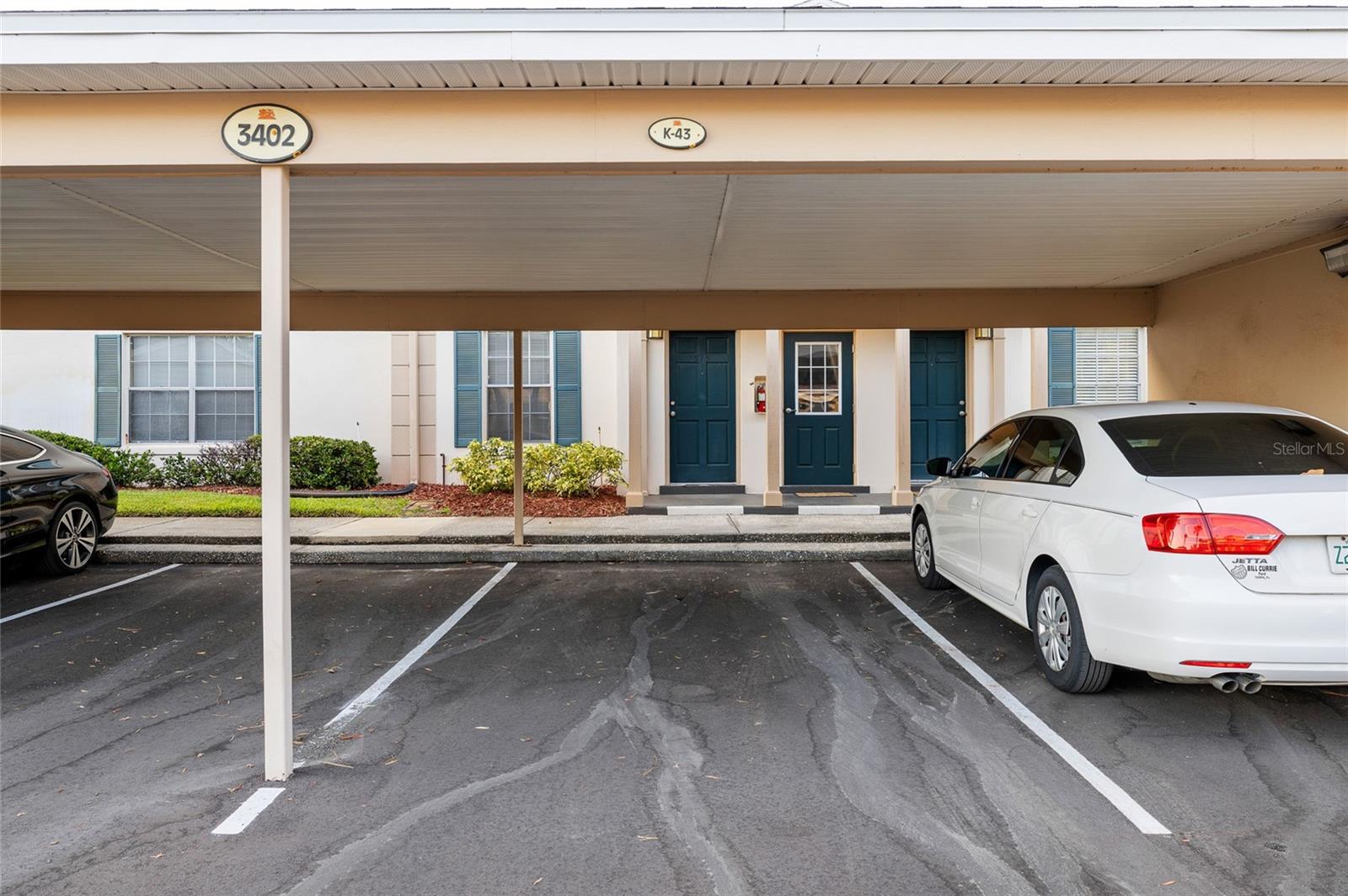 3402 LATANIA DR #321, TAMPA, FL, 33618