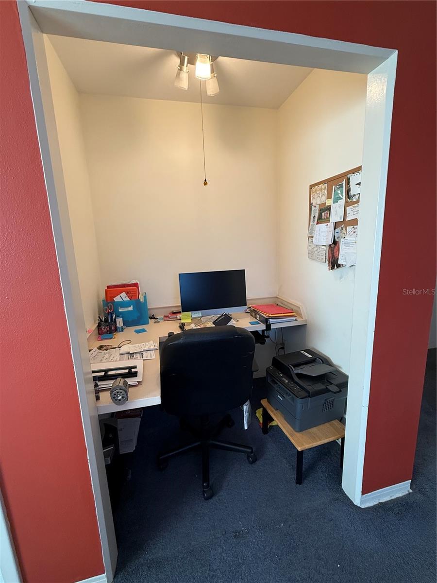 4696 48TH AVE N, ST PETERSBURG, FL, 33714