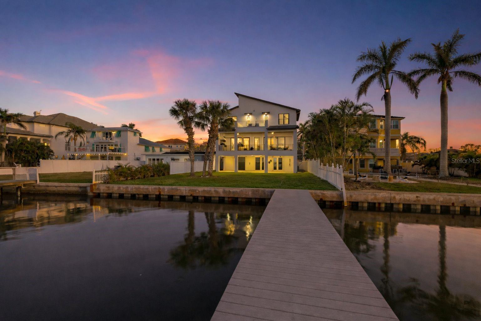 1843 BAYOU GRANDE BLVD NE, ST PETERSBURG, FL, 33703