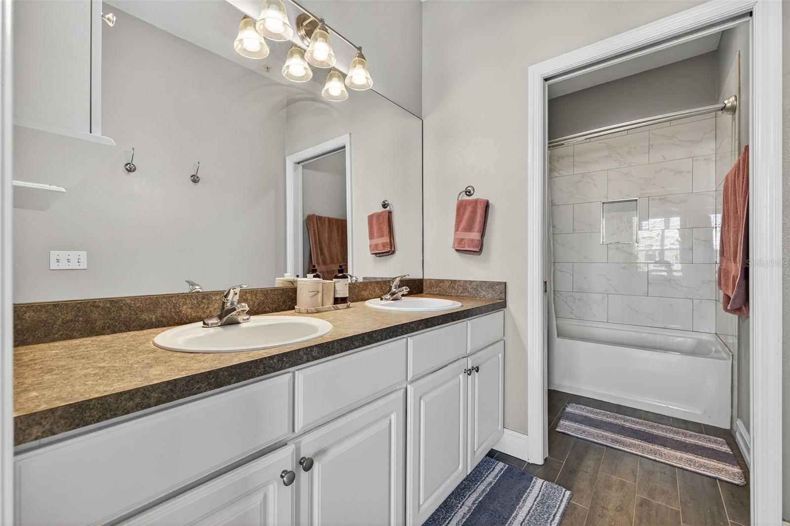 En-Suite Primary Bathroom