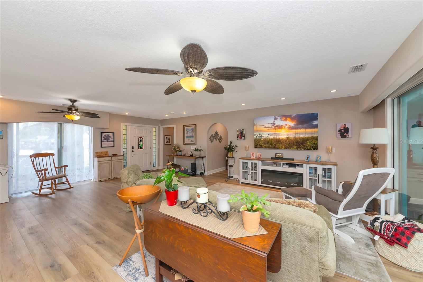 1403 VIOLA DR, BRANDON, FL, 33511