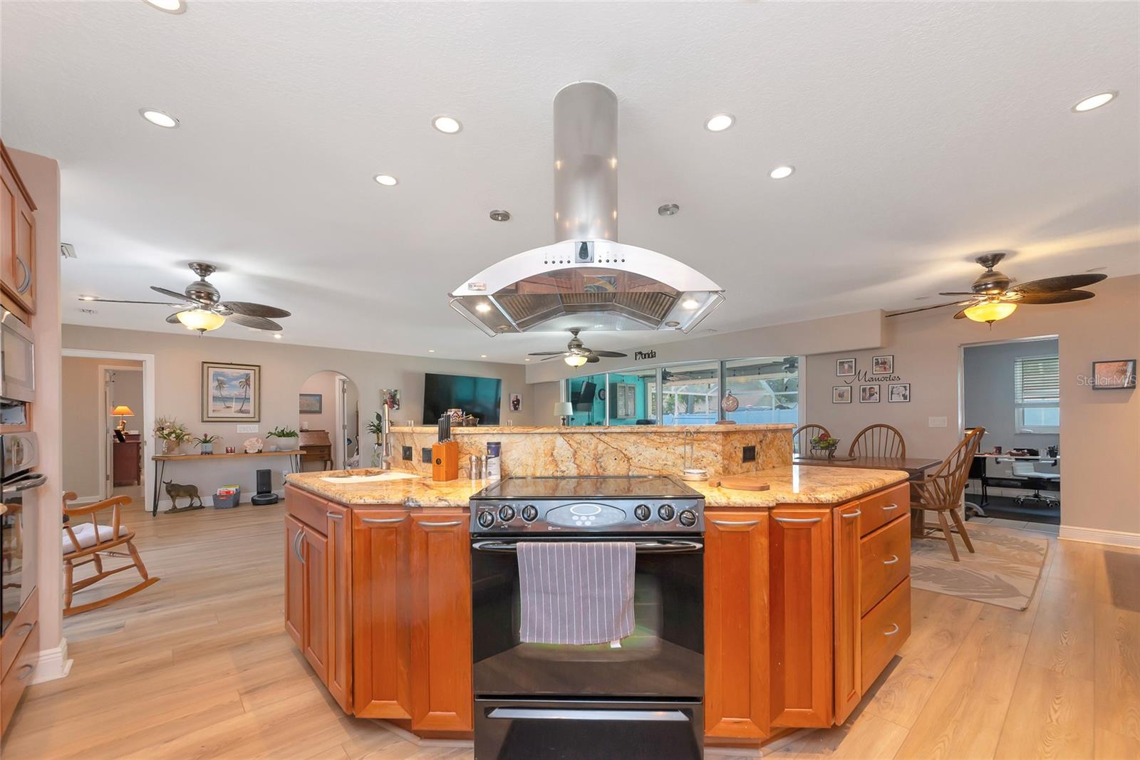 1403 VIOLA DR, BRANDON, FL, 33511